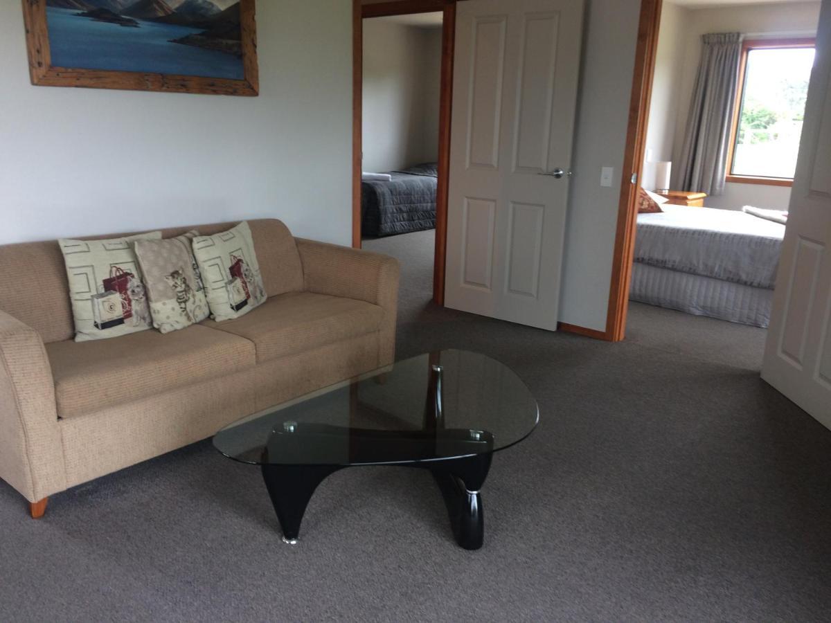 Acheron Cottages Manapouri Esterno foto