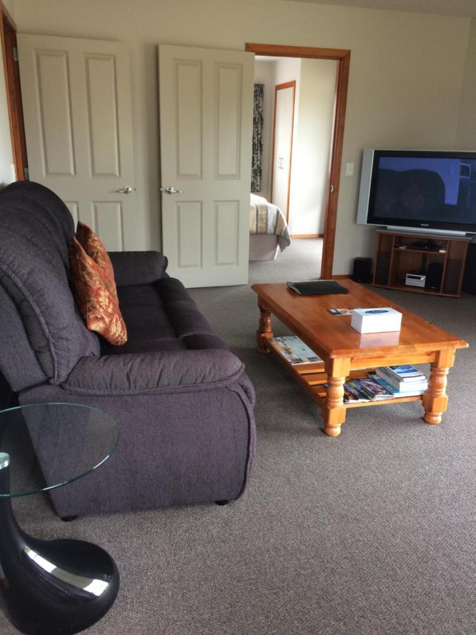 Acheron Cottages Manapouri Esterno foto